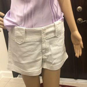 White shorts missing size label
